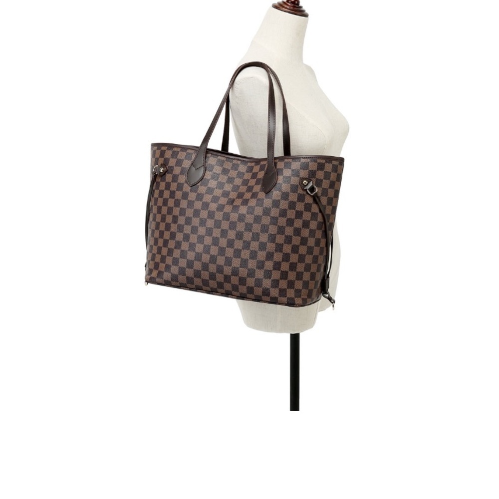 Checkered Tote - Picture 3 of 5